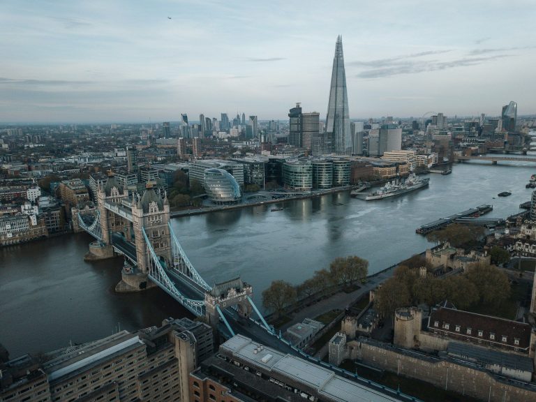 UK Is Falling Behind Rivals in Plan to Be Crypto Hub, Executives Say: CNBC (en)